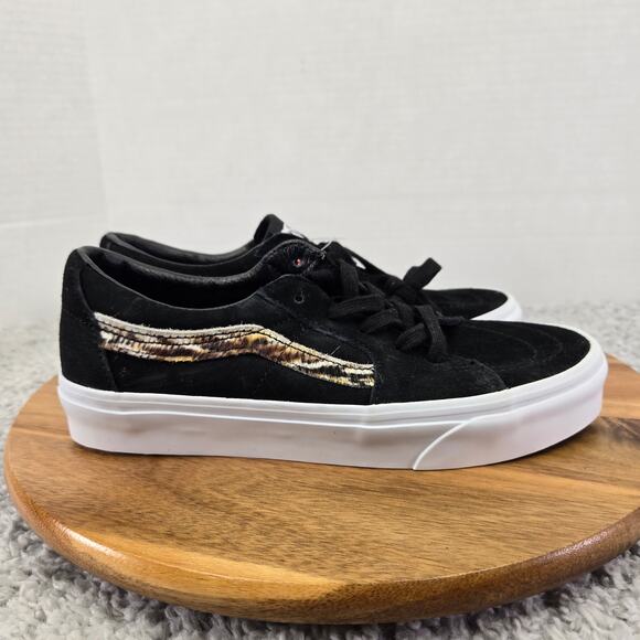 Vans Womens 7.5 Sk8-Low Black Tiger Faux Fur Athletic Gym Daily Skating Sneakers - Picture 3 of 14